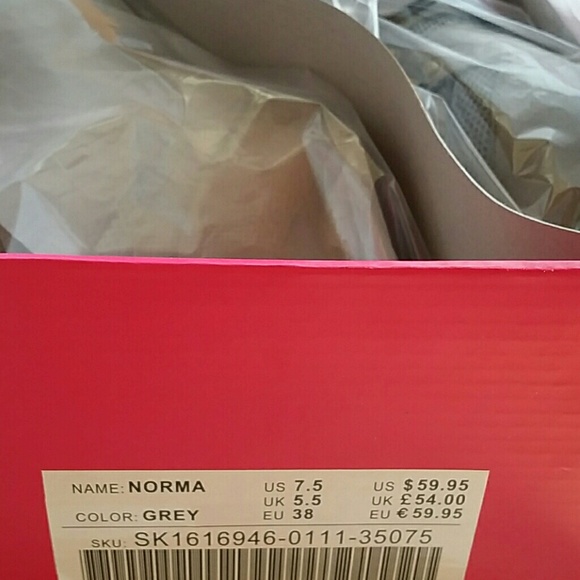 Gray Norma Sneaker. Shoe Dazzle - Picture 7 of 8